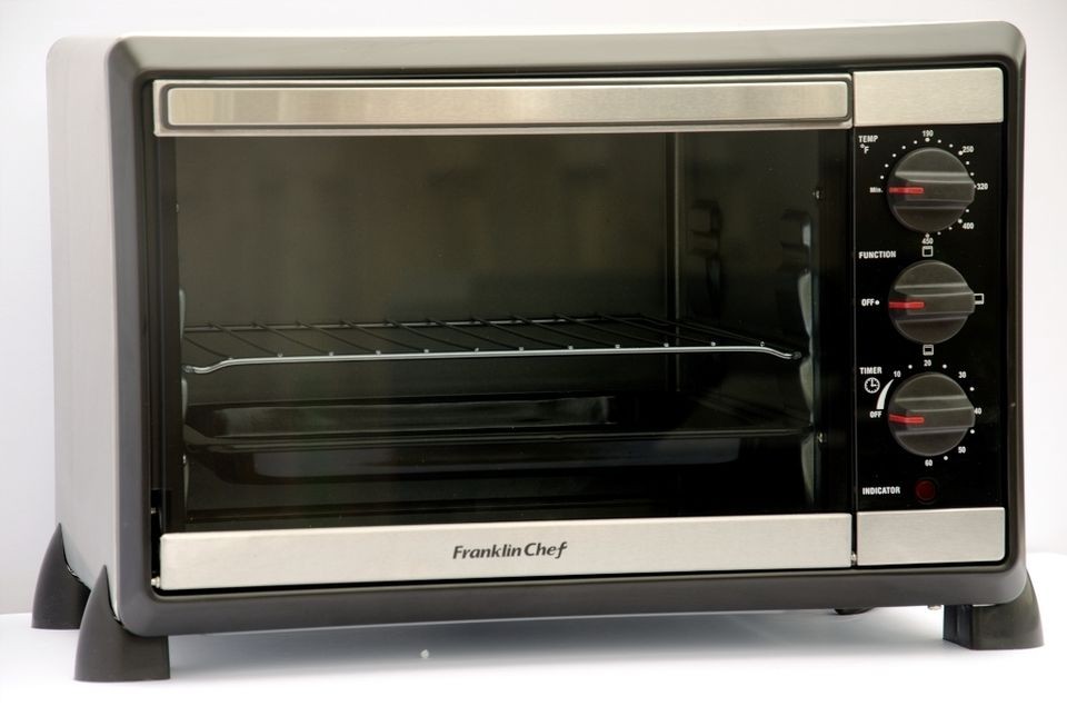   Chef FCO187S Electric Toaster Oven and Broiler, Stainless Steel