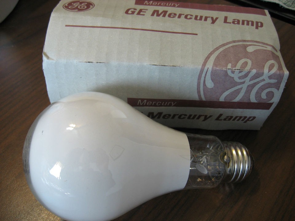 New GE HR100DX38/A23 Mercury Vapor Bulb 100 Watt