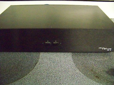 NILES AB 8 , 8 CHANNEL A B SPEAKER SELECTOR, EXCELLENT CONDITION