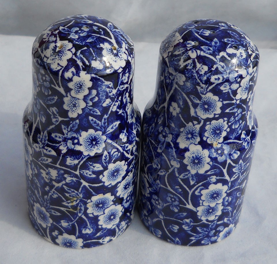 ROYAL STAFFORDSHIRE CROWNFORD CALICO BLUE SALT & PEPPER SHAKERS SET