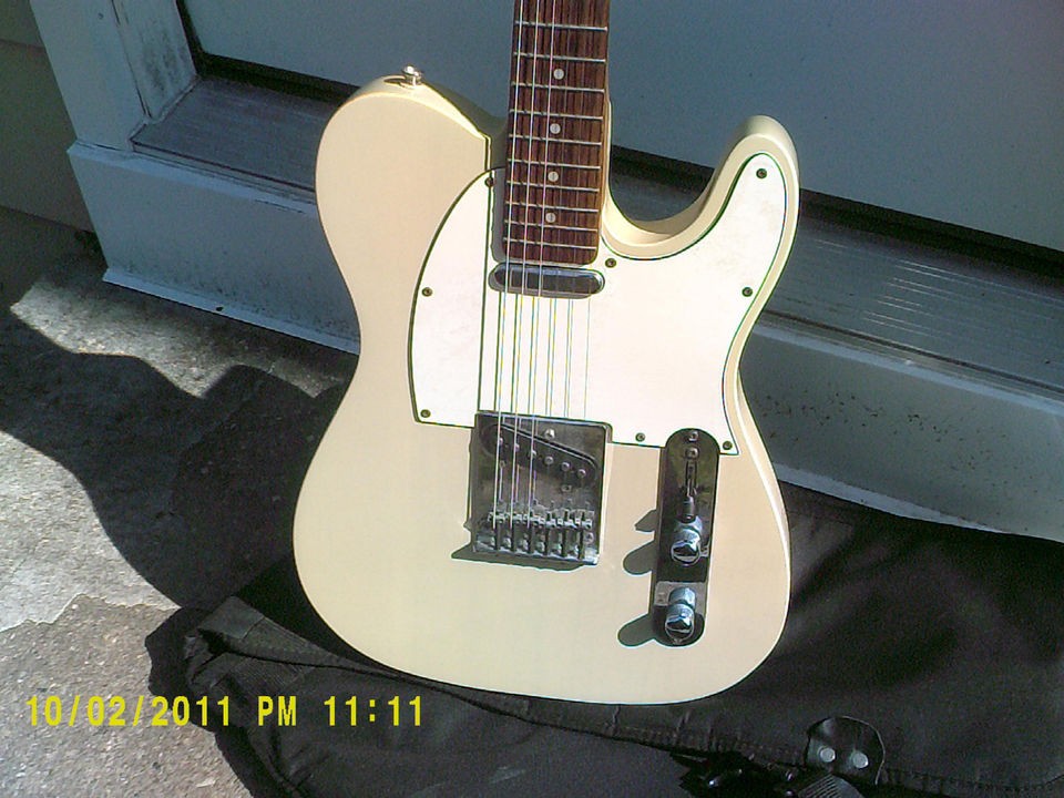 SQUIER TELECASTER STANDARD SERIES by FENDER