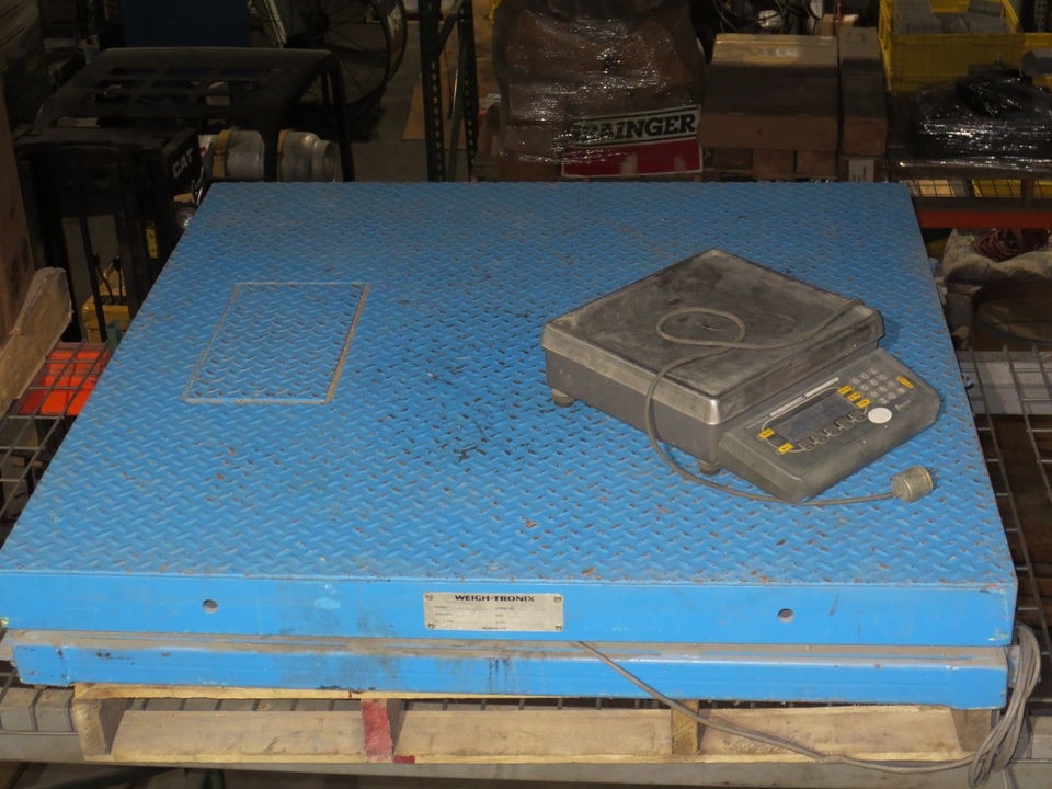 AVERY WEIGH TRONIX DSL4848 10 10000 LB FLOOR SCALE 48 WITH PC 820 