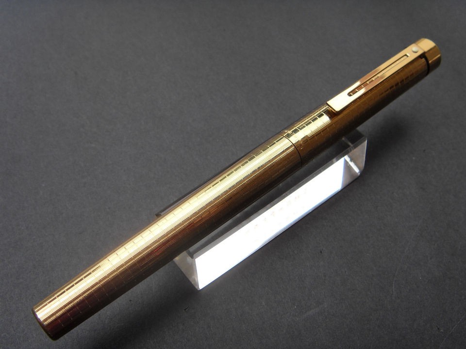 Vintage Sheaffer Targa 1007 Full Size Fountain Pen (Excellent)