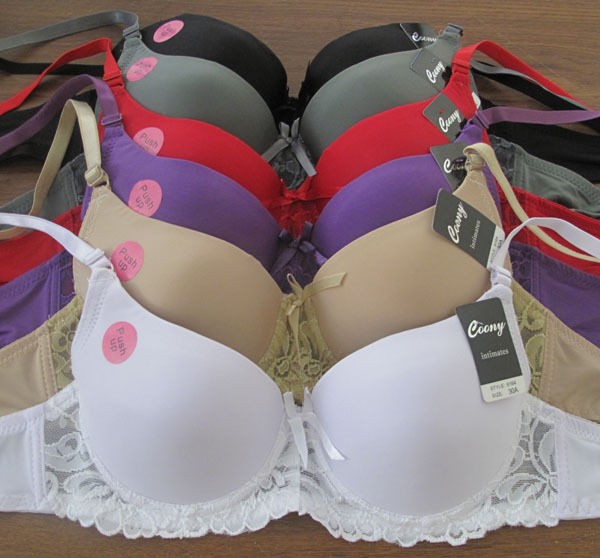 32a bra lot in Bras & Bra Sets