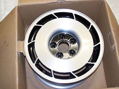 c4 corvette wheels in Wheels