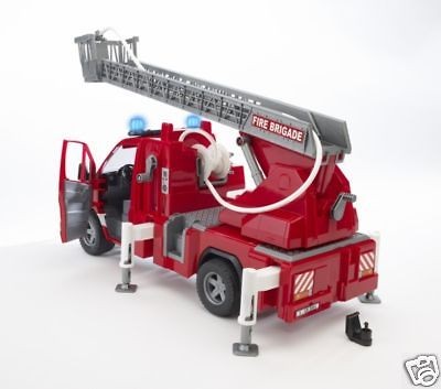 BRUDER #2532 MB SPRINTER FIRE ENGINE W/LIGHTS SOUND