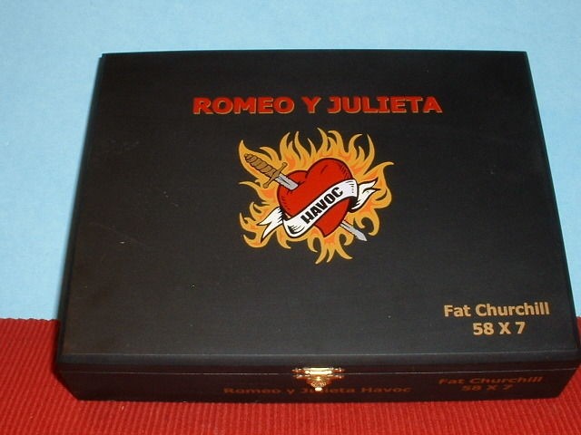 UNIQUE ROMEO & JULIETA HAVOC FAT CHURCHILL WOOD CIGAR BOX HONDURAS