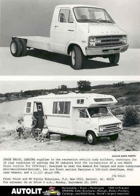 1976 Dodge MB400 Truck & Mini Motorhome Factory Photo