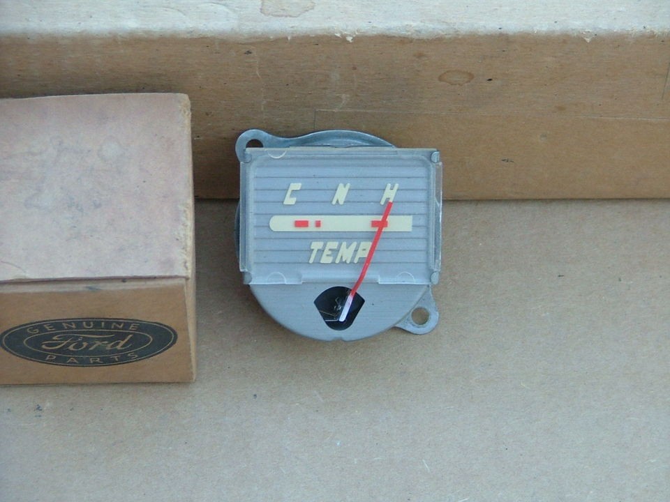 Vintage Lincoln Zephyr temperature gauge, NOS 26H 10883