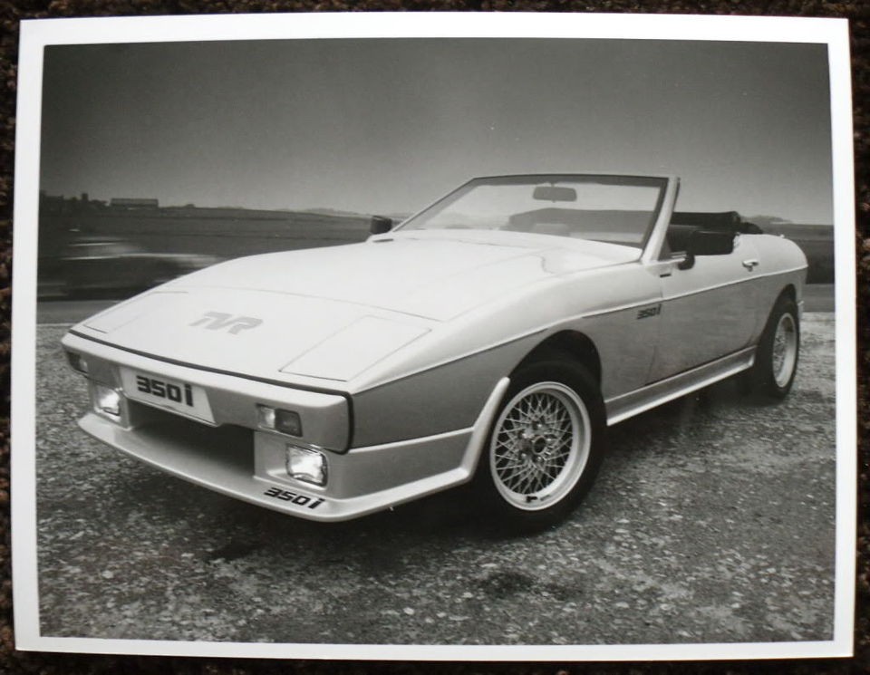 TVR 350i CONVERTIBLE PRESS PHOTOGRAPH BLACK & WHITE UNDATED