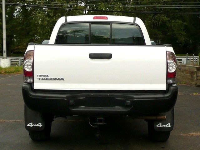 Toyota  Tacoma 4WD 4X4 Auto 2.7L Reg Cab Bedliner Repairable 