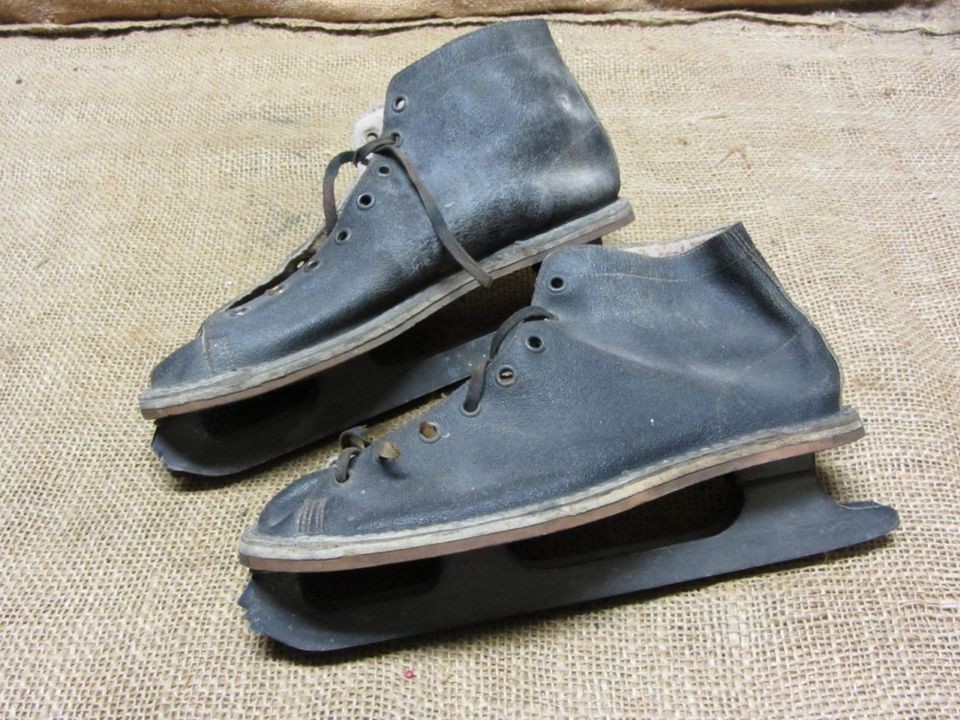 Vintage Ice Skates Old Antique Skate Shoes Canada Riveted Roller 