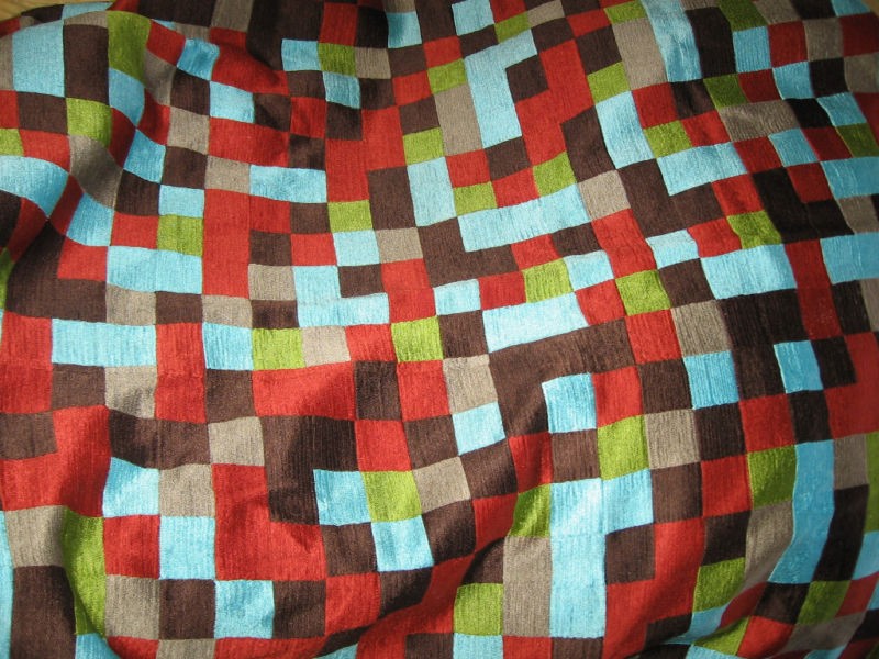 DAMASKO Silk Throw Green Brown Crimson 51 Square