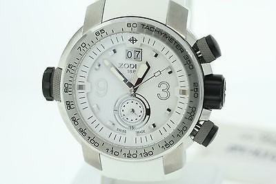 Mens Zodiac ZMX 03 Chronograph White Dial White Rubber Strap Watch