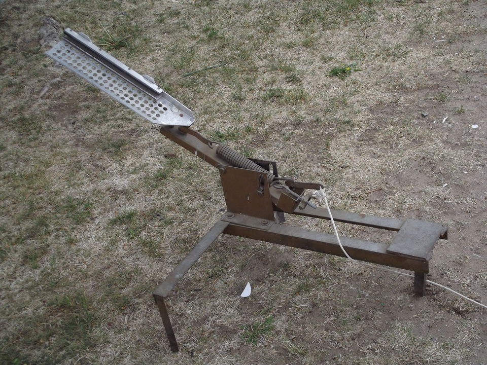 clay pigeon launcher in Skeet & Trap Shooting