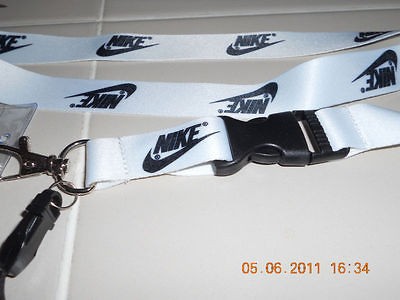 NIKE Logo White LANYARD KEY CHAIN QR W/ ID HOLDER ★NEW