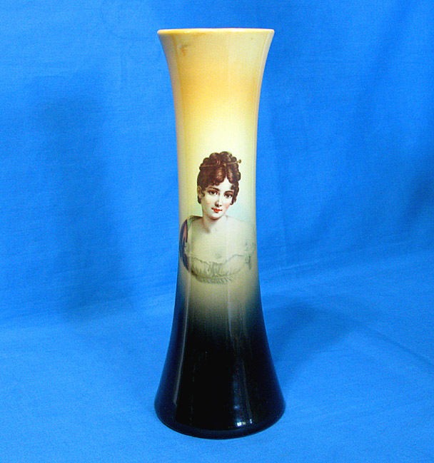 Striking Yellow and Black Warwick Ioga Art Pottery Vase 19th Century 