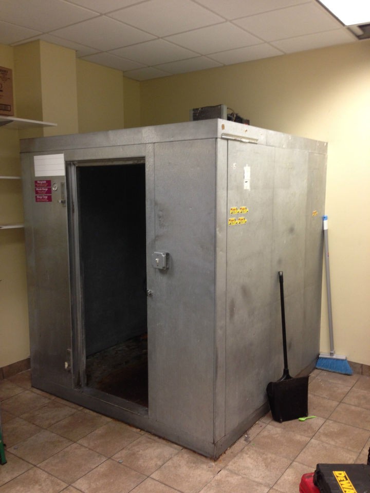 used walk in cooler in Coolers & Refrigerators