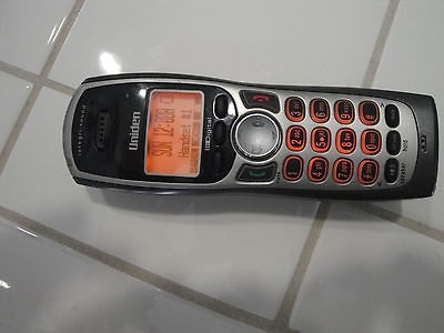 UNIDEN TRU9460 2 5.8 GHz CORDLESS PHONE HANDSET.