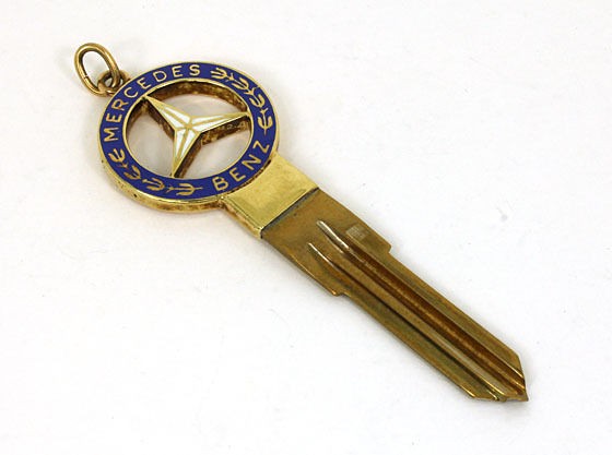 UNIQUE 14K GOLD & ENAMEL MERCEDES BENZ BLANK KEY