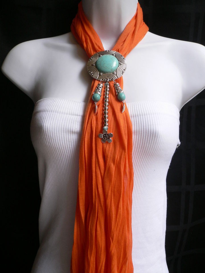 NEW WOMEN ORANGE FABRIC SCARF NECKLACE SILVER MOROCCAN MAGNET PENDANT 