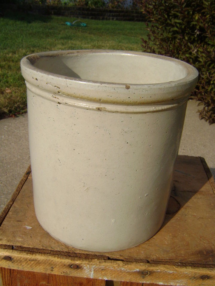 Collectible Vintage Stoneware Medium Kitchen Crock~