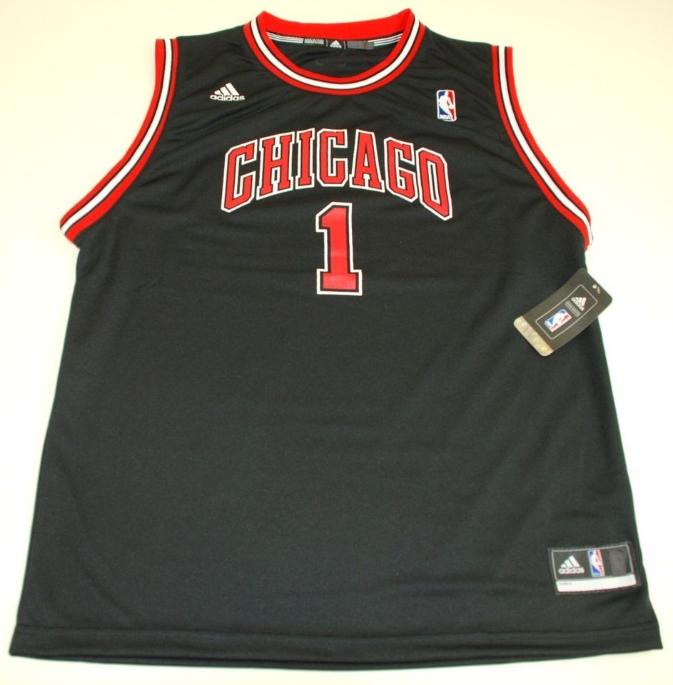 derrick rose jersey in Fan Apparel & Souvenirs