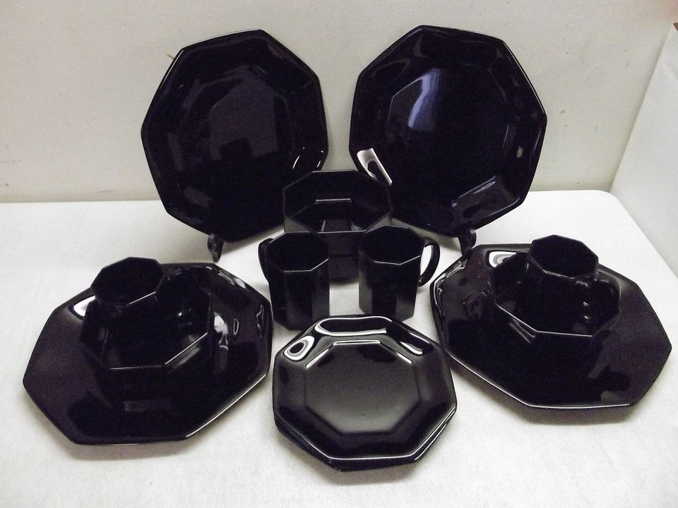   PIECE SERVICE FOR 4 ARCOROC FRANCE OCTIME BLACK OCTAGON DINNERWARE SET