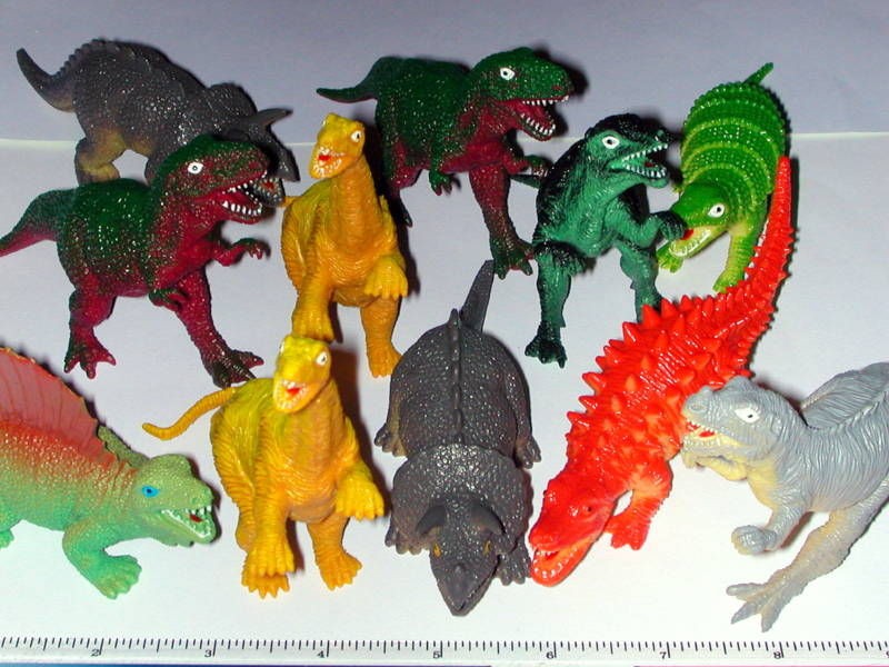 12 ~ DINOSAUR FIGURES ~ Hard Plastic / 4.5 6.5 ~ NEW