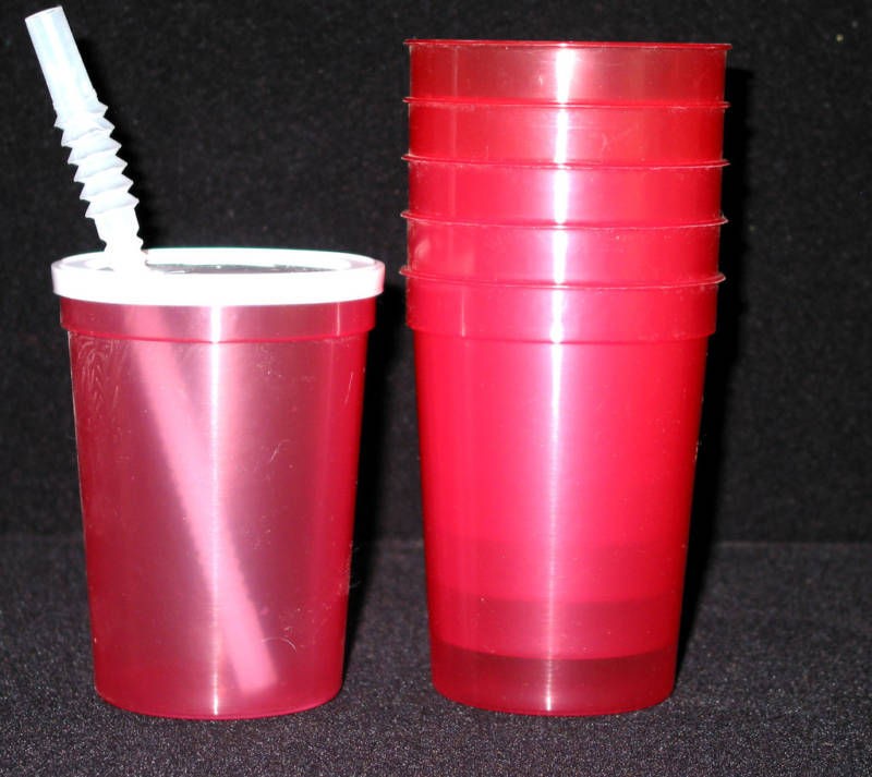 WHOLESALE LOT 500 12 0Z DRINKING GLASSES/LIDS/STRAWS   TRANSLUCENT RED