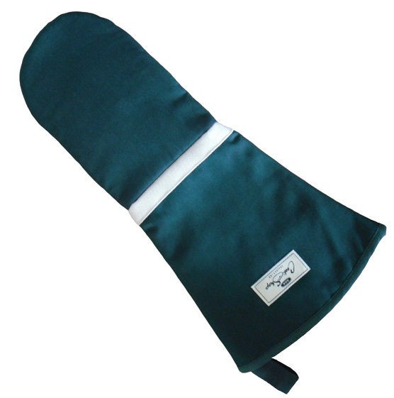 AGA TRADITIONAL GAUNTLET OVEN GLOVE MITT IN GREEN