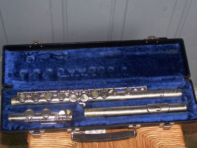 armstrong flute 104 in Flute