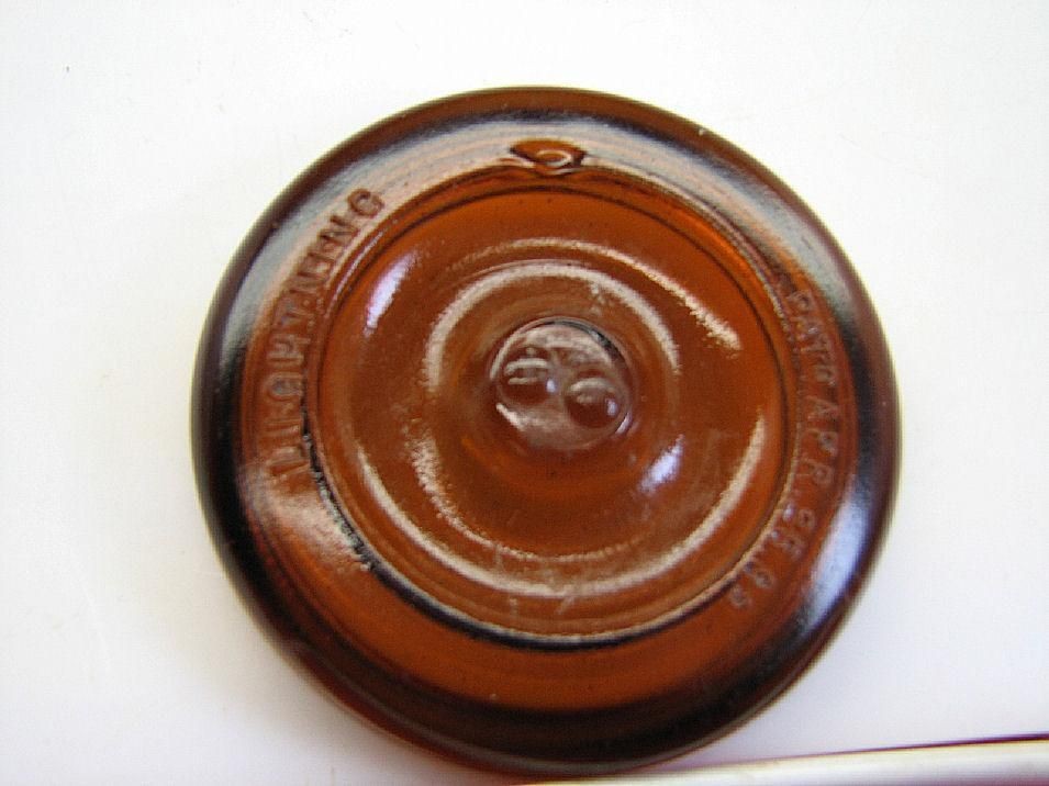 ANTIQUE MEDIUM AMBER LIGHTNING FRUIT JAR LID