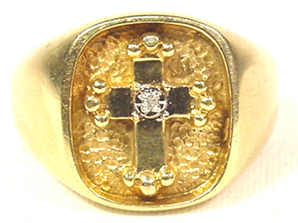 Mans Cross Ring Solitaire Diamond Nugget Inlay 10K yellow gold 