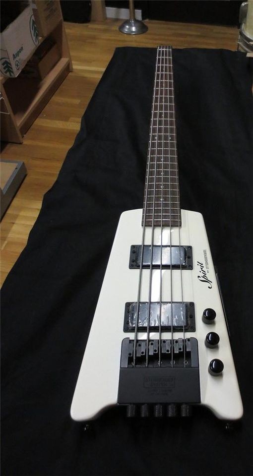   XT STANDARD 5 STRING BASS GUITAR INCLUDES STEINBERGER GIGBAG