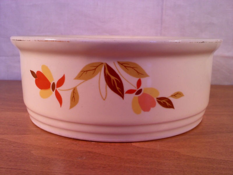 Hall Jewel T Casserole Dish, vintage  IN USA