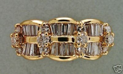 VINTAGE 1960s 14K GOLD 24 TAPERED BAGUETTE AND 12 ROUND DIAMOND WAVE 