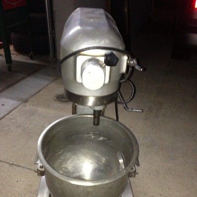 HOBART MIXER A 200 20 QUART 20QT SUPER NICE QT LOOK 