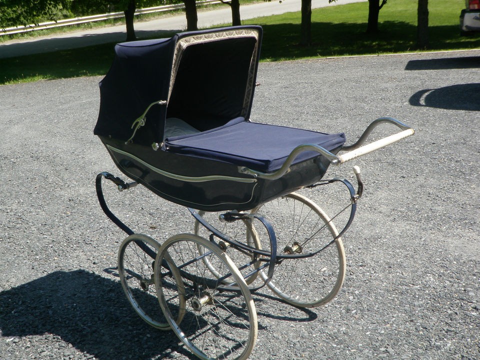 Marmet 1975 English Baby Pram