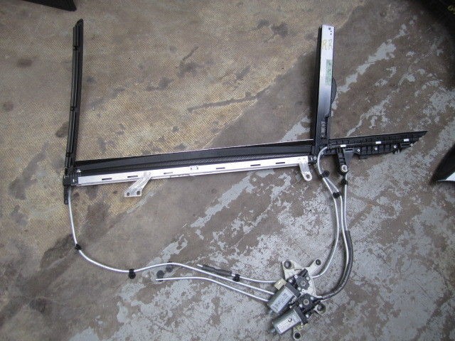 BMW E66 REAR RIGHT SUN SHADE BLIND CURTAIN MOTOR OEM 745LI 750LI 760LI