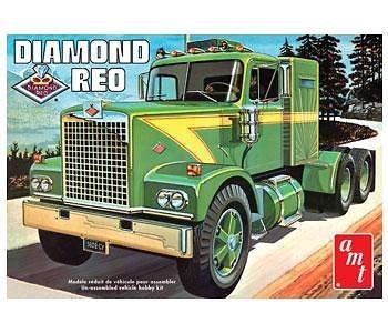 AMT 719 DIAMOND REO TRUCK MODEL KIT 1/25 Scale Big Rig