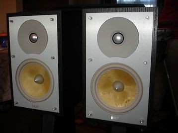 CM 2 Bookshelf Speakers Bowers & Wilkins