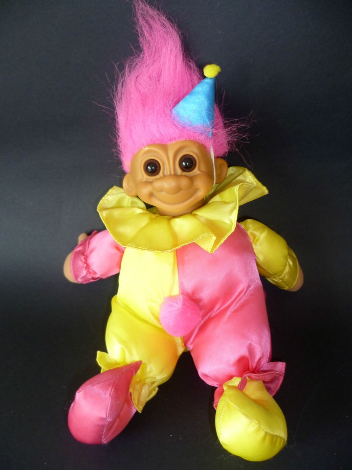   SOFT BODIED TROLL/TROLLZ DOLL DRESSED AS A CLOWN 8 TALL PINK HAIR