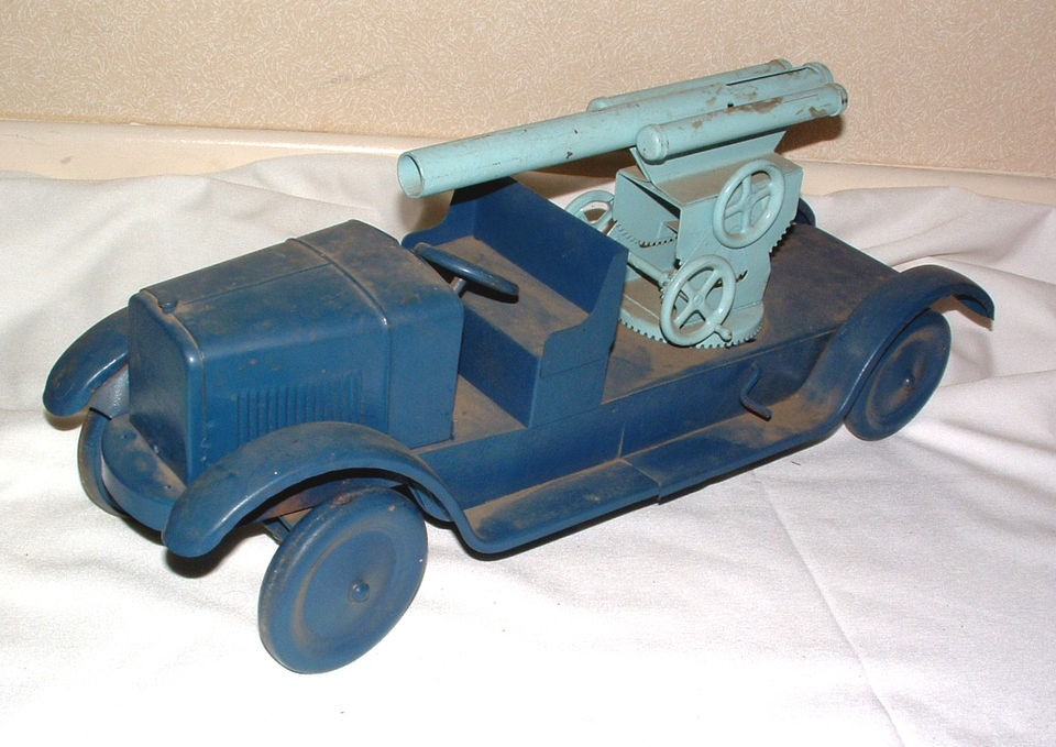 1920s KEYSTONE BUDDY L LARGE CANNON TRUCK