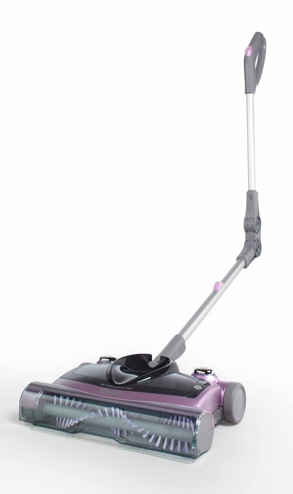 shark v1950 in Carpet & Floor Sweepers