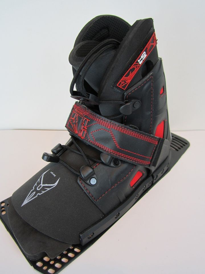 water ski boots in Bindings