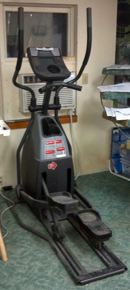 Horizon Fitness EX 44 Elliptical Machine