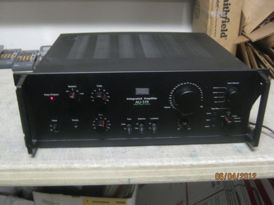 SANSUI AU 519 INTEGRATED AMPLIFIER