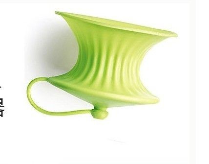 Portable Hand silicone Juicer color randomly pressed juice