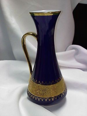  KPM Royal Porzellan vase, cobalt blue, gold trim 